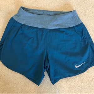 NWOT Nike XS running shorts